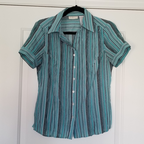 🌷3/$20 Laura Petites button up shirt - Picture 1 of 3
